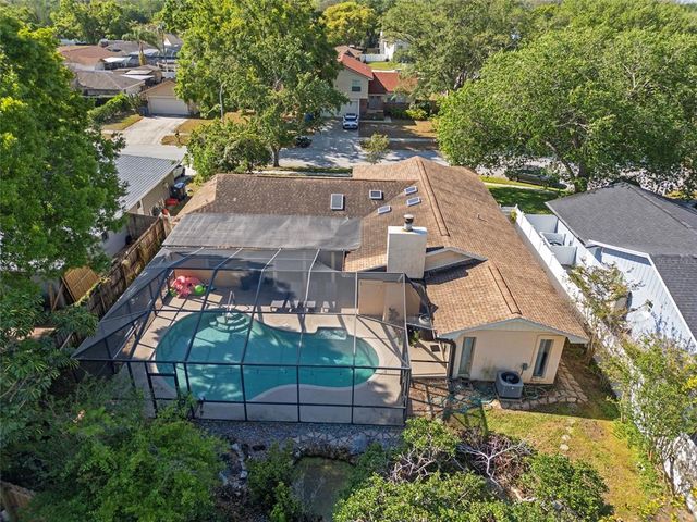 5507 BLUEJAY LANE, Tampa, FL 33625