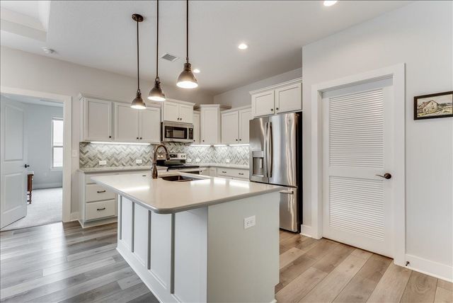 925 E Clearlake, Derby, KS 67037