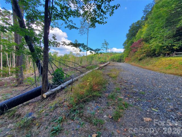 00 Parkwood Hill Road 32, Spruce Pine, NC 28777