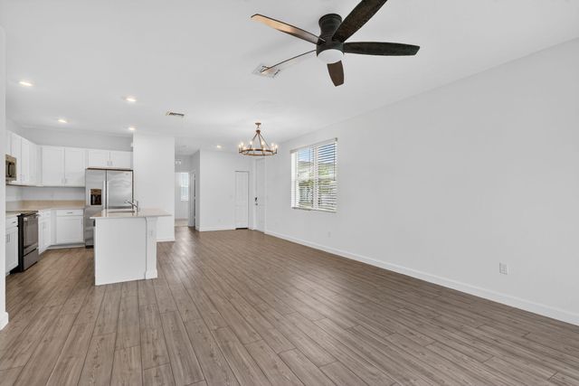 211 SE Woodbark Street, Port St. Lucie, Port St Lucie, FL 34984