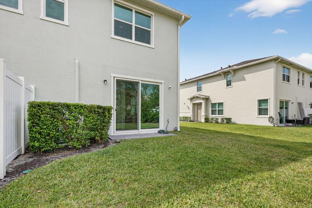 211 SE Woodbark Street, Port St. Lucie, Port St Lucie, FL 34984