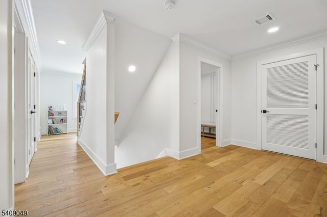 8 Fox Chase Rd, Madison Boro, NJ 07940