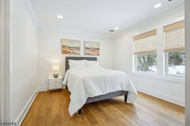 8 Fox Chase Rd, Madison Boro, NJ 07940