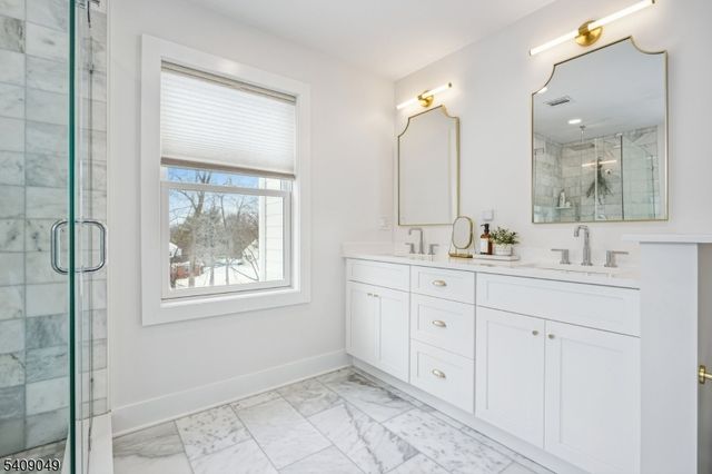 8 Fox Chase Rd, Madison Boro, NJ 07940