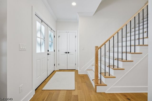 8 Fox Chase Rd, Madison Boro, NJ 07940