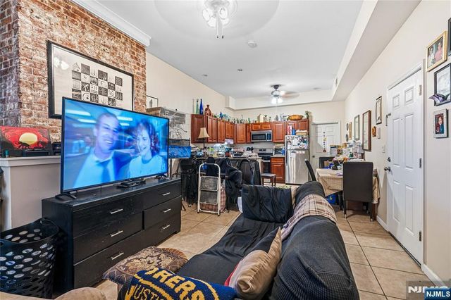 18 Brinkerhoff Street, Jersey City, NJ 07304