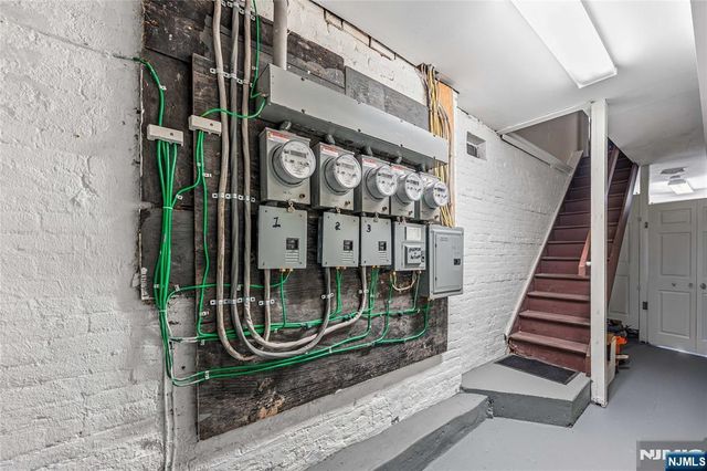 18 Brinkerhoff Street, Jersey City, NJ 07304