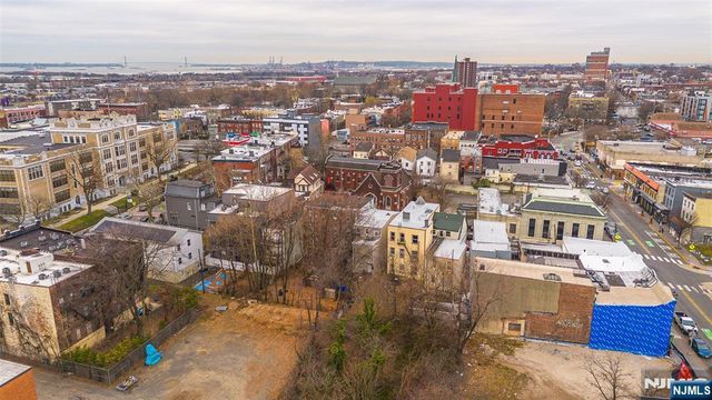 18 Brinkerhoff Street, Jersey City, NJ 07304