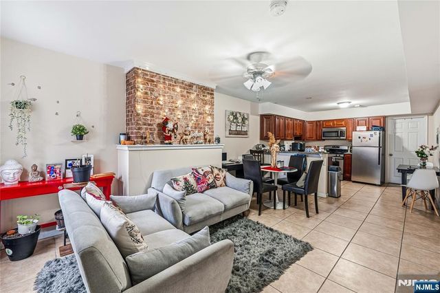 18 Brinkerhoff Street, Jersey City, NJ 07304