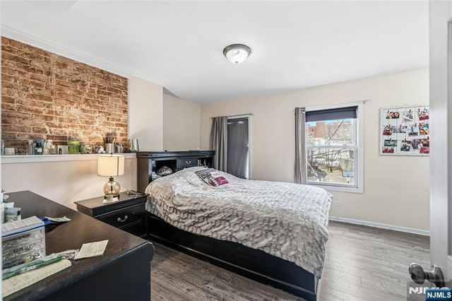 18 Brinkerhoff Street, Jersey City, NJ 07304