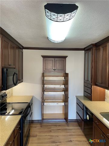 17 Oakmont Circle, Belton, TX 76513