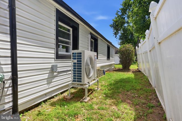 819 CENTER AVE, Collegeville, PA 19426