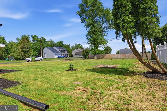 819 CENTER AVE, Collegeville, PA 19426