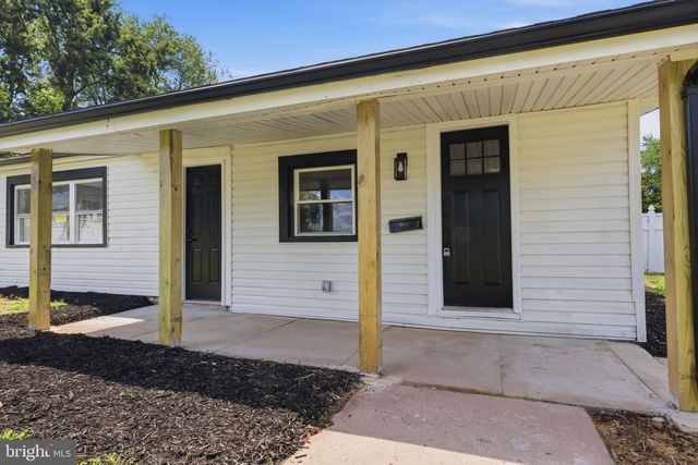 819 CENTER AVE, Collegeville, PA 19426
