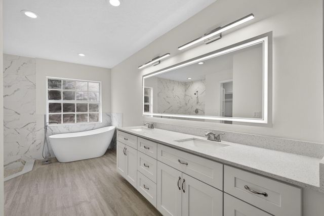 129 Bilbao Street, Royal Palm Beach, FL 33411