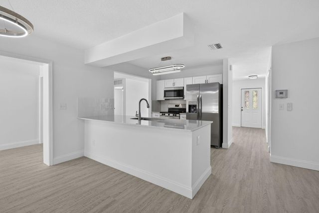 129 Bilbao Street, Royal Palm Beach, FL 33411