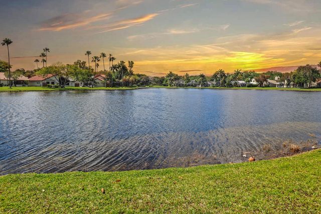 1968 Water Ridge Drive, Weston, FL 33326