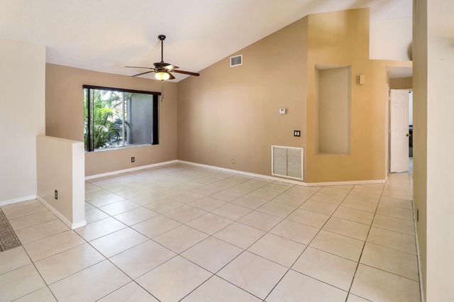 1968 Water Ridge Drive, Weston, FL 33326