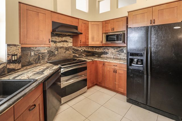 1968 Water Ridge Drive, Weston, FL 33326