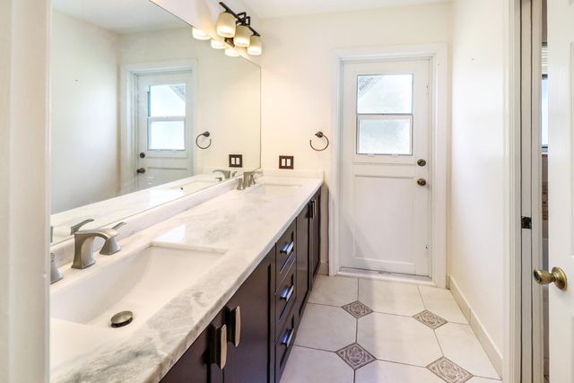 1968 Water Ridge Drive, Weston, FL 33326