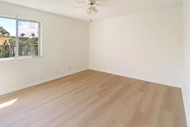 1968 Water Ridge Drive, Weston, FL 33326