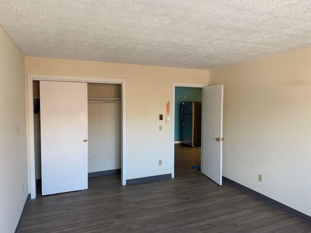 64 Dunbarton Rd Apt 2C, Manchester, NH 03102