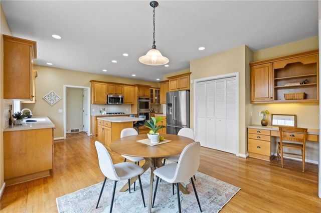 19 Delancey Court, Pittsford, NY 14534