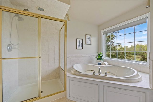 19 Delancey Court, Pittsford, NY 14534