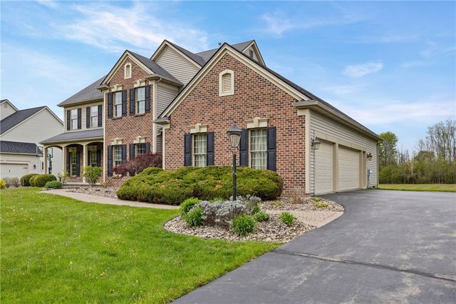 19 Delancey Court, Pittsford, NY 14534