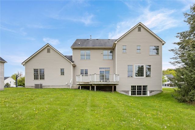19 Delancey Court, Pittsford, NY 14534
