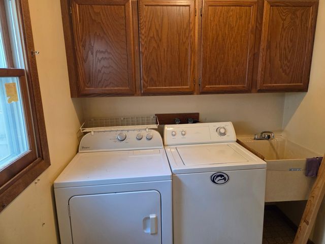 201 1st Street SE, Hayfield, MN 55940