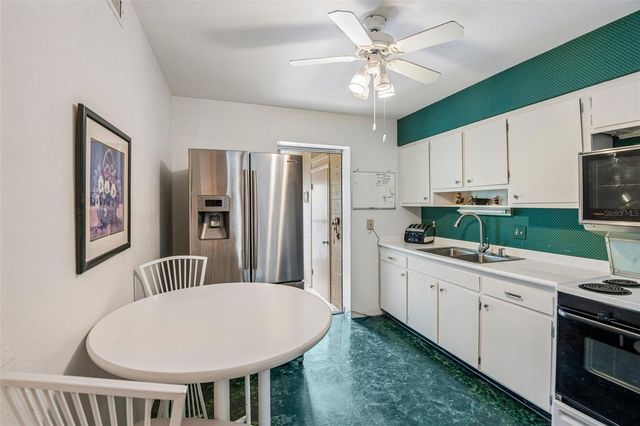 5924 5TH AVENUE N 3, St Petersburg, FL 33710
