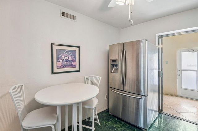 5924 5TH AVENUE N 3, St Petersburg, FL 33710