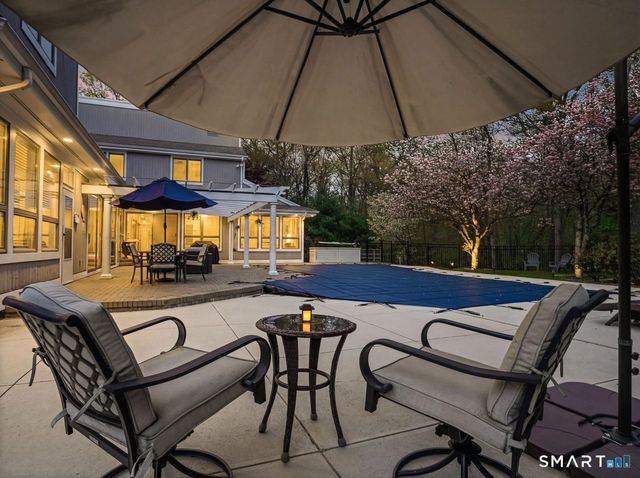 28 Strawberry Lane, Shelton, CT 06484