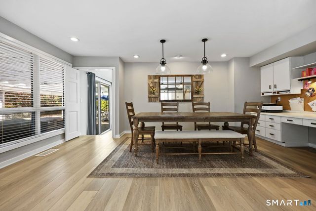 28 Strawberry Lane, Shelton, CT 06484