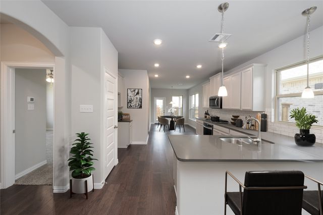 8933 Acorn Avenue, Justin, TX 76247