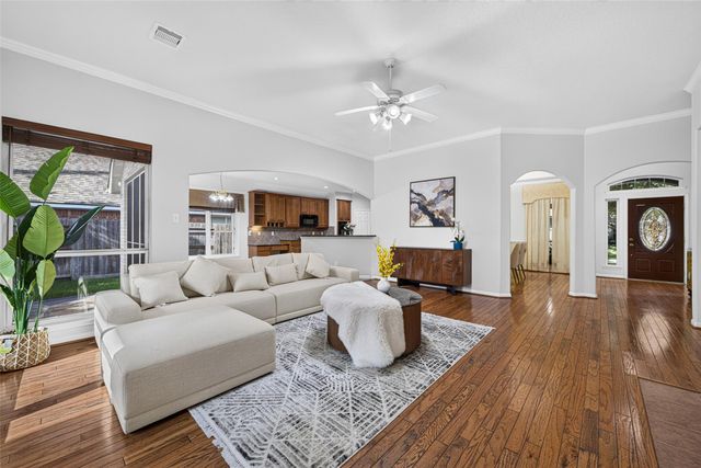 17523 Laguna Trail Drive, Houston, TX 77095