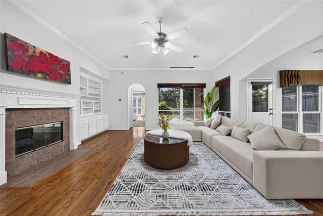 17523 Laguna Trail Drive, Houston, TX 77095