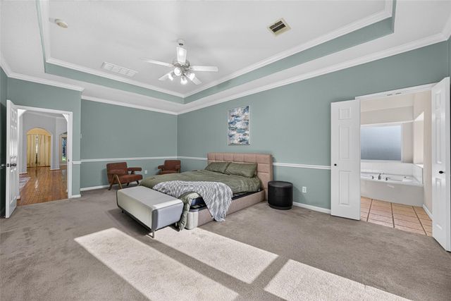 17523 Laguna Trail Drive, Houston, TX 77095