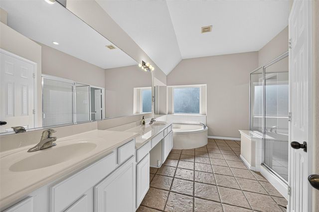 17523 Laguna Trail Drive, Houston, TX 77095