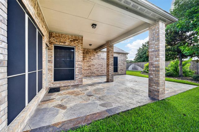 17523 Laguna Trail Drive, Houston, TX 77095