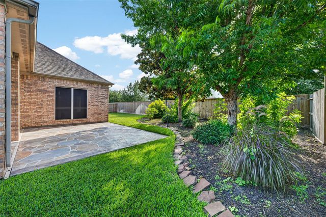 17523 Laguna Trail Drive, Houston, TX 77095