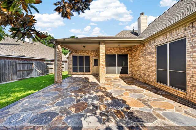 17523 Laguna Trail Drive, Houston, TX 77095