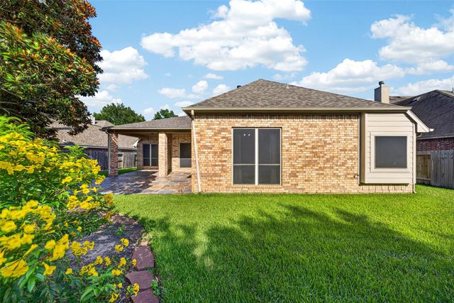 17523 Laguna Trail Drive, Houston, TX 77095