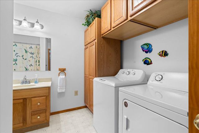 6653 W Jackson Road, Pentwater Twp, MI 49449
