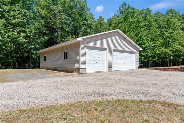 6653 W Jackson Road, Pentwater Twp, MI 49449