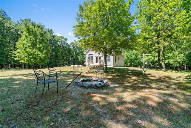 6653 W Jackson Road, Pentwater Twp, MI 49449