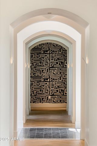 6126 E JOSHUA TREE Lane, Paradise Valley, AZ 85253