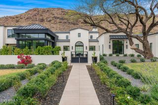 6126 E JOSHUA TREE Lane, Paradise Valley, AZ 85253