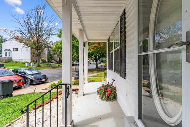 4568 PERCH BRANCH WAY, Woodbridge, VA 22193